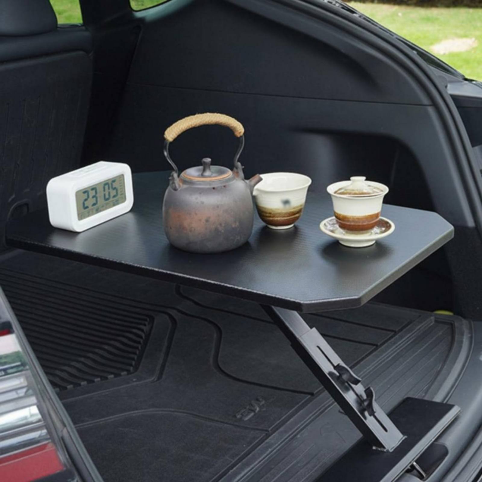 General Motors Trunk Small Tab - Camp Table Folding ulasan dan harga